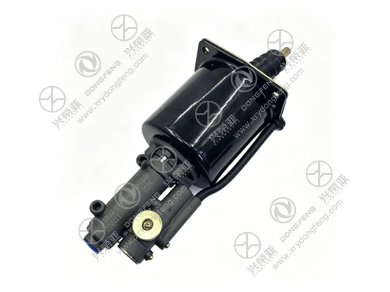 Close‑up shot, Clutch Booster Assembly 1608010‑T68L0 for Dongfeng KC heavy‑duty truck