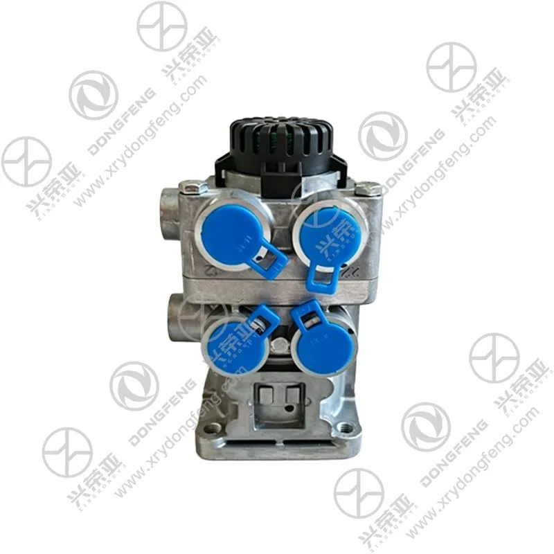 Front close‑up view of truck foot brake valve assembly 3514010‑92100 for Dongfeng KC