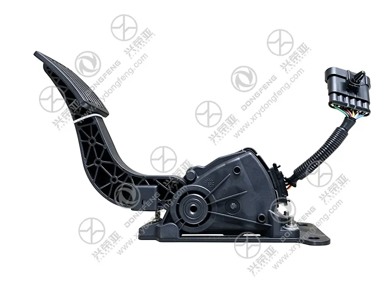 Wiring connector detail of OEM 1108010-C6101 electronic accelerator pedal Dongfeng GX/KX 